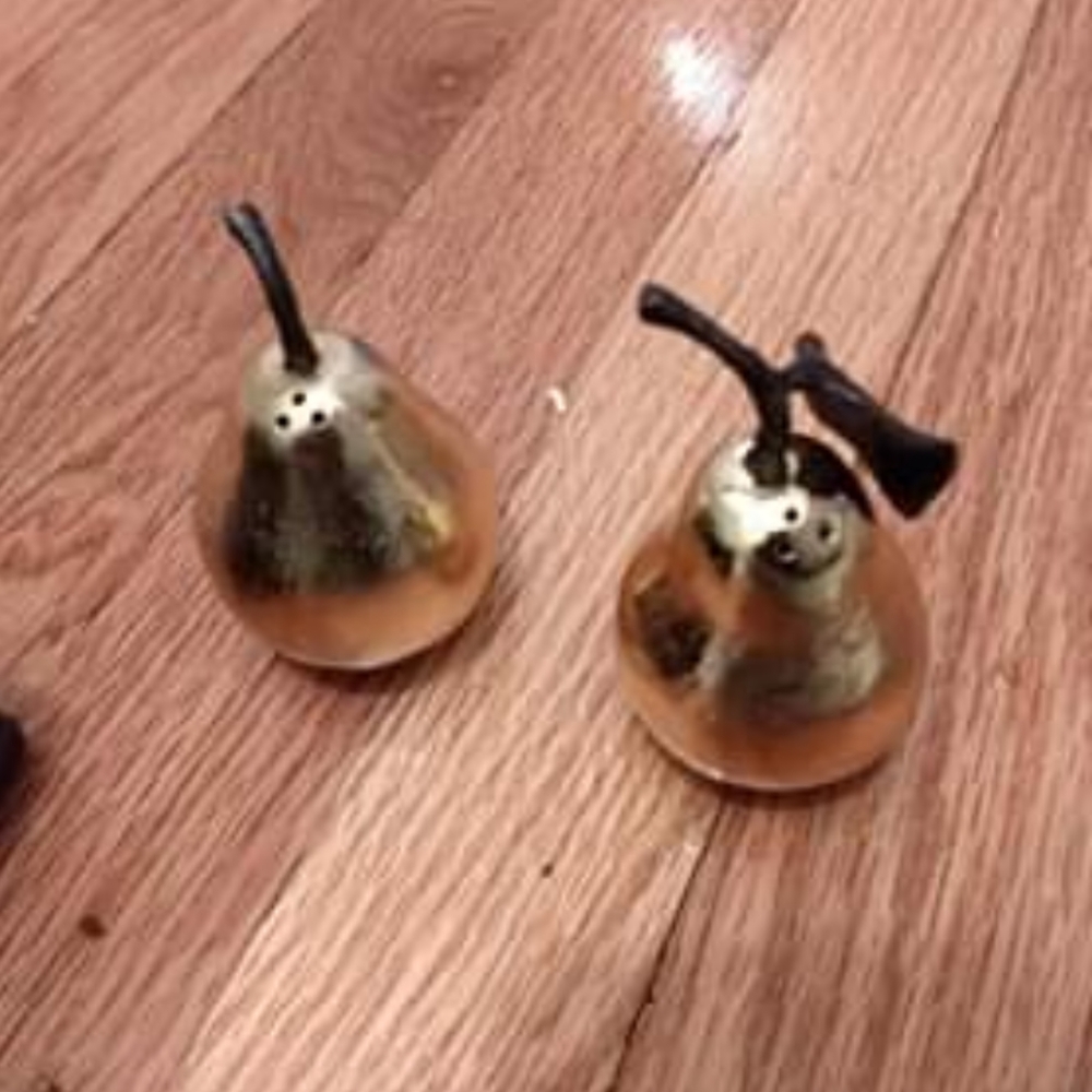Michael Aram pear salt and pepper shakers
